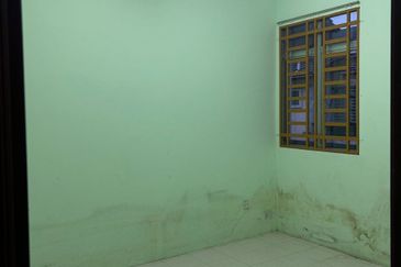 Townhouse Bukit Minyak Penang Turun Harga 