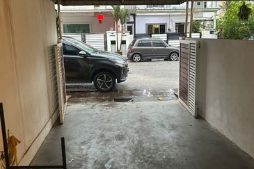 Townhouse Bukit Minyak Penang Turun Harga 