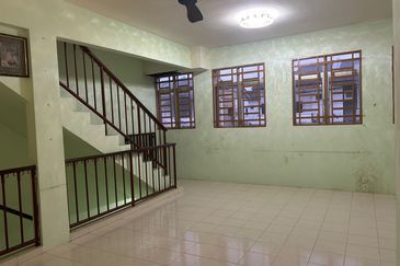 Townhouse Bukit Minyak Penang Turun Harga 