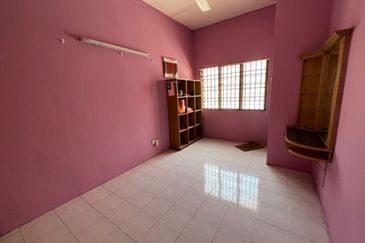 Sungai Batu Teluk Kumbar Penang Renovated Teres 