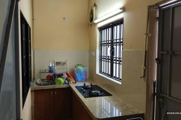 Sungai Batu Teluk Kumbar Penang Renovated Teres 