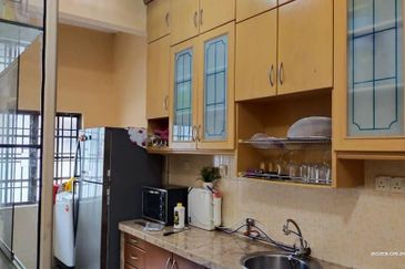 Sungai Batu Teluk Kumbar Penang Renovated Teres 