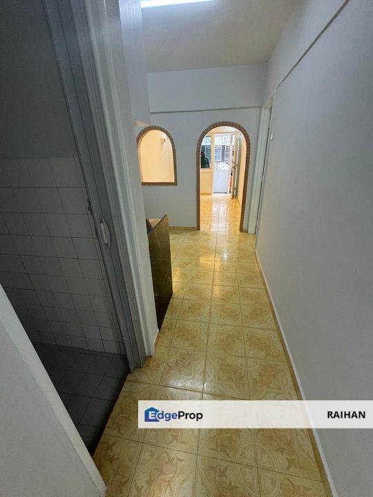 Renovated Flat Gertak Sanggul Teluk Kumbar Penang ada Lift, Penang, Teluk Kumbar