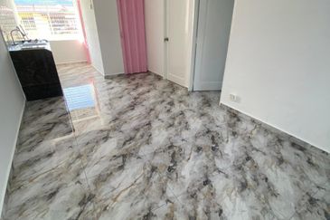 Pangsapuri Teluk Kumbar Renovated Dan Cantik 