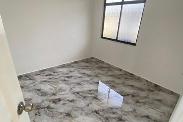 Pangsapuri Teluk Kumbar Renovated Dan Cantik 