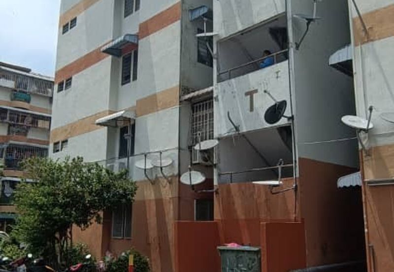 Flat Hamna Gelugor Penang Ada Strata title Harga Nego 