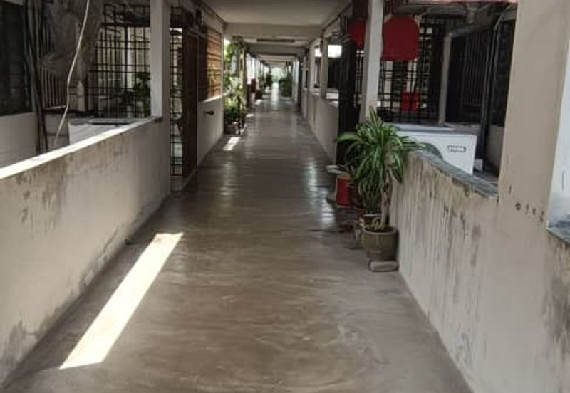 Flat Hamna Gelugor Penang Ada Strata title Harga Nego 