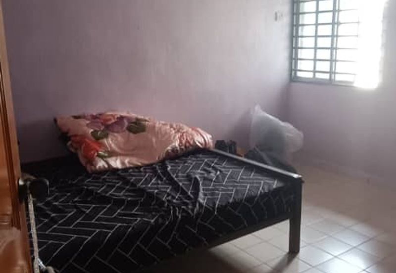 Flat Hamna Gelugor Penang Ada Strata title Harga Nego 