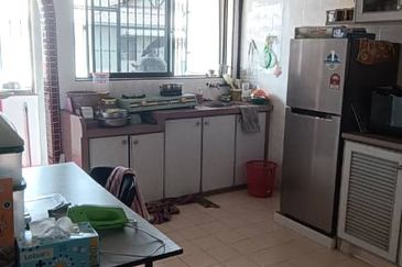 Flat Hamna Gelugor Penang Ada Strata title Harga Nego 