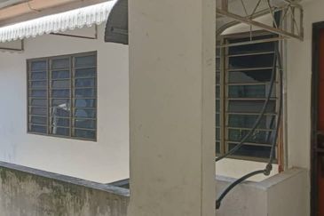 Flat Hamna Gelugor Penang Ada Strata title Harga Nego 