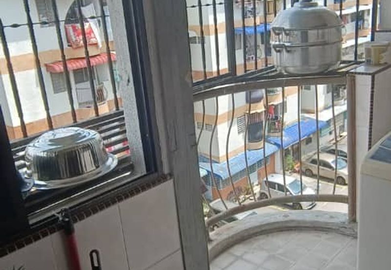 Flat Hamna Gelugor Penang Ada Strata title Harga Nego 