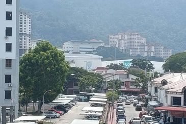 Flat Hamna Gelugor Penang Ada Strata title Harga Nego 