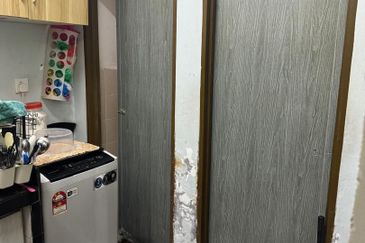 Pangsapuri Mutiara Anggun Sungai Nibong Penang Freehold and Renovated Near Queensbay Mall 