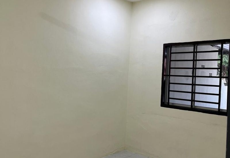 Taman Mahsuri Padang Serai Renovated Non Bumi Open Facing Teres