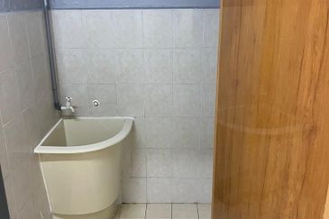 Taman Mahsuri Padang Serai Renovated Non Bumi Open Facing Teres