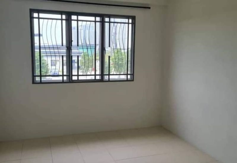 Pangsapuri Suria 1 Cassia Barat Batu Kawan Penang Level 1 ada Strata title Fully Tiles