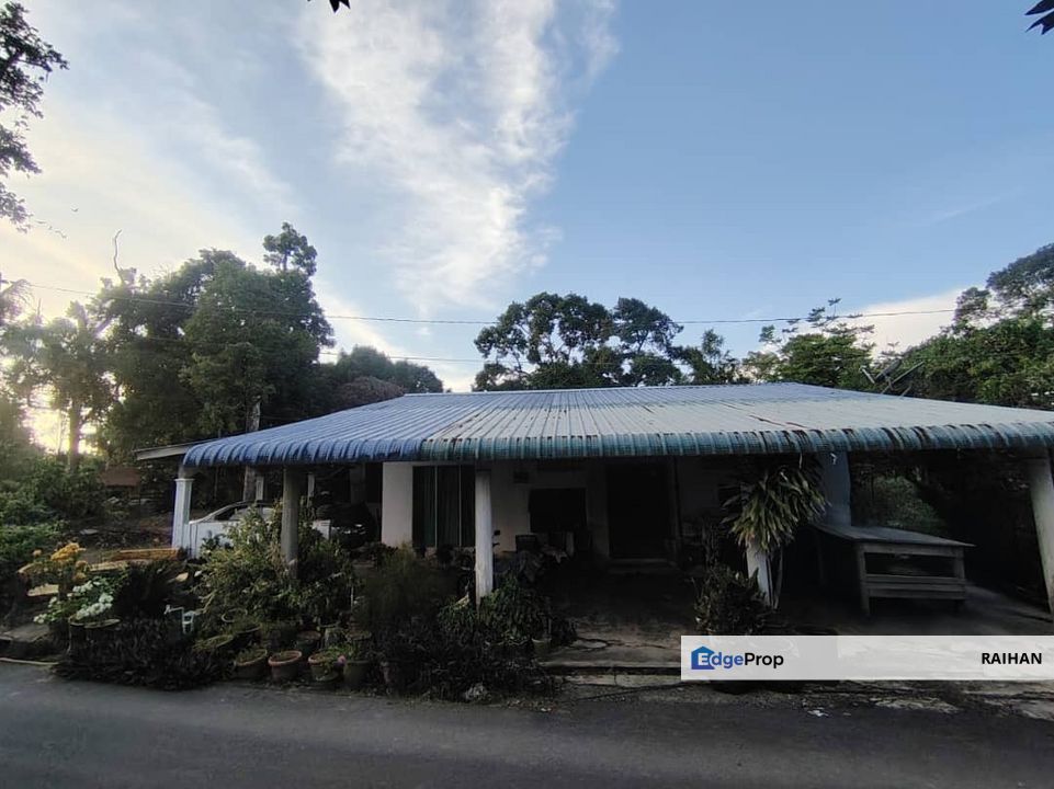 Kubang Menerong Banglo dan Tanah Dusun dan Rumah , Penang, Kepala Batas