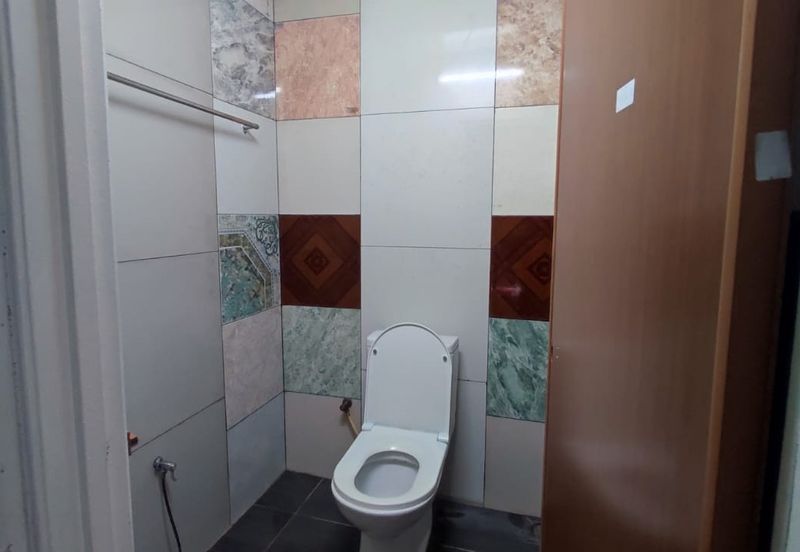 JALAN TUNKU BENDAHARA