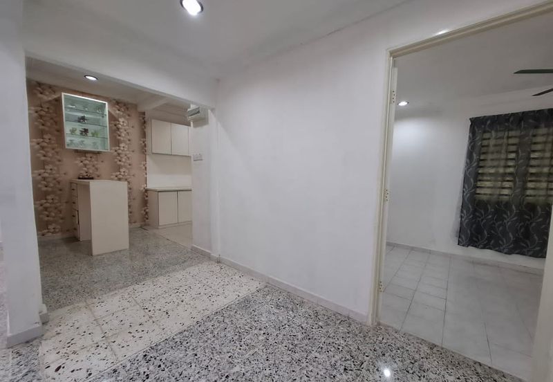 Taman Bunga Raya Sungai Petani Kedah Renovated Non Bumi Semi D Sekali Perabot 