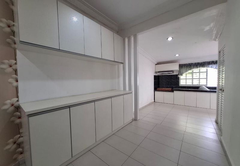 Taman Bunga Raya Sungai Petani Kedah Renovated Non Bumi Semi D Sekali Perabot 