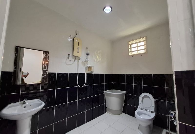 Taman Bunga Raya Sungai Petani Kedah Renovated Non Bumi Semi D Sekali Perabot 