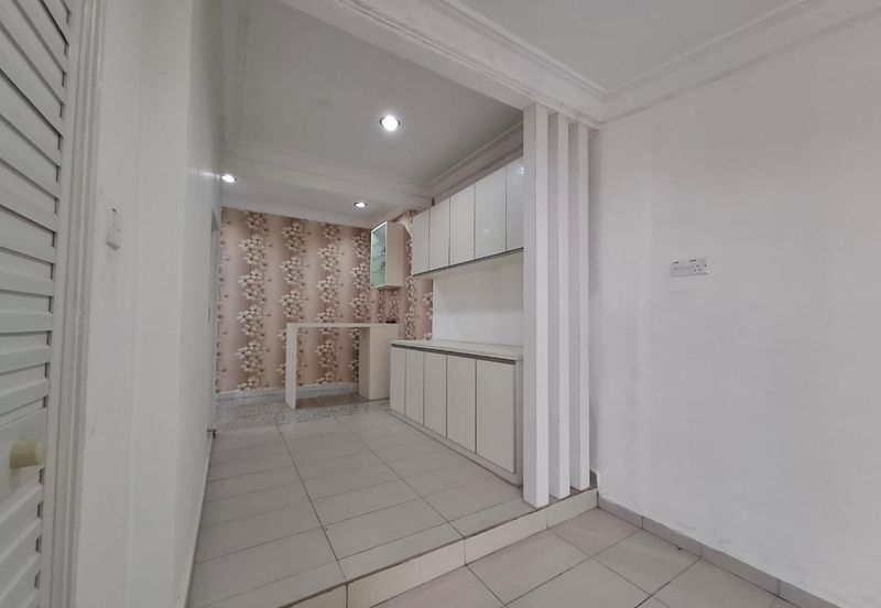 Taman Bunga Raya Sungai Petani Kedah Renovated Non Bumi Semi D Sekali Perabot 