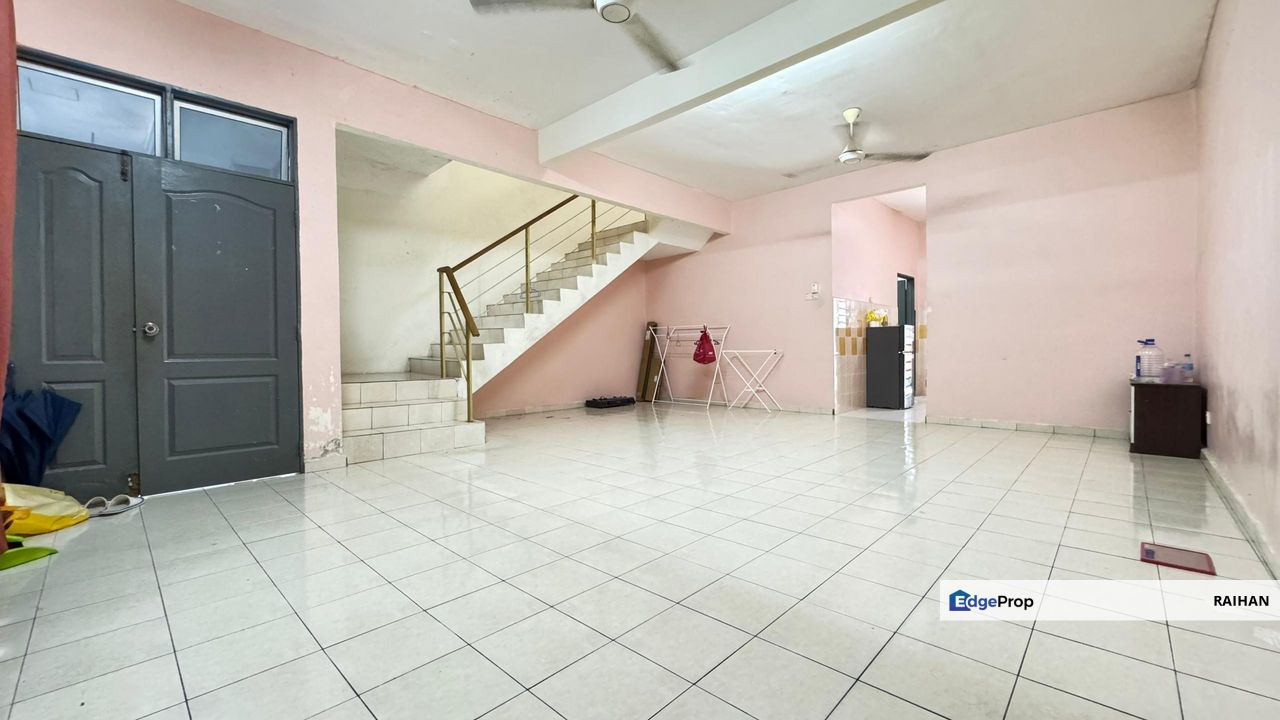 Taman Kulim Utama Sebelah Politeknik Renovated Non Bumi Terrace  Harga Nego , Kedah, Kulim