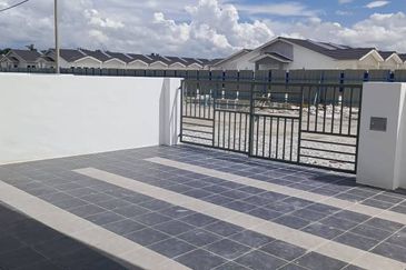 Lagenda Aman Tapah Perak Rumah Baru Siap Solar Panel Harga mirah