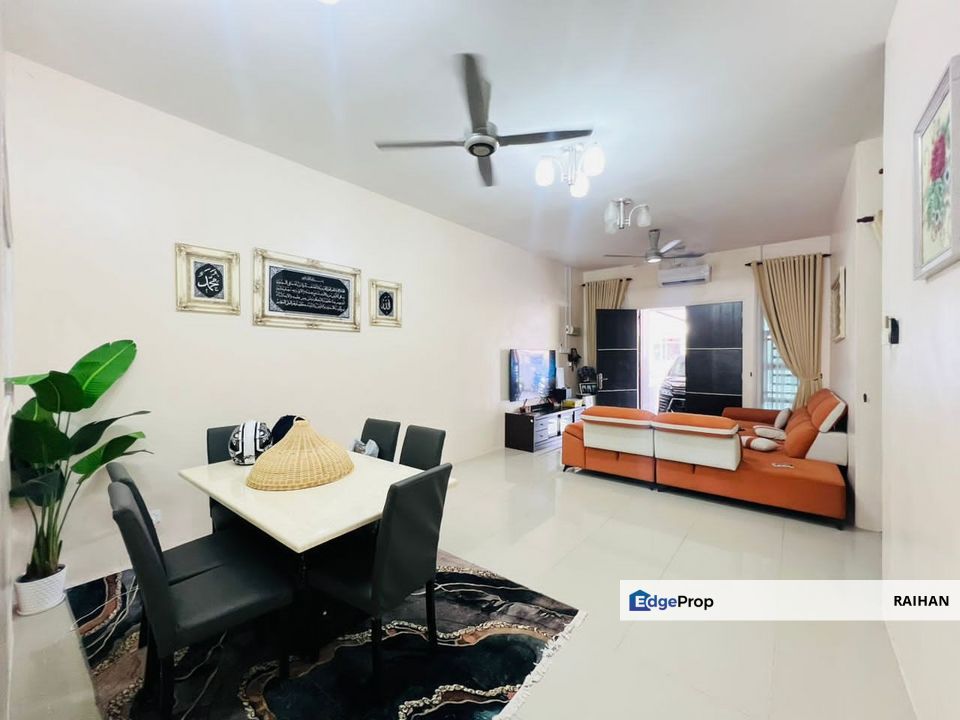 Taman Ixora Kulim Kedah Fully Renovated Semi D Cantik ada Extra Parking dan Tanah Luas , Kedah, Kulim