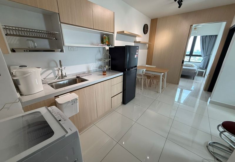 Near to Sunway 2room+1bath FREE WiFi & Parking ; Full Furnish with Air-cond ; 8min to Sunway Pyramid, Taylor Monash 