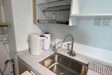 Near to Sunway 2room+1bath FREE WiFi & Parking ; Full Furnish with Air-cond ; 8min to Sunway Pyramid, Taylor Monash 