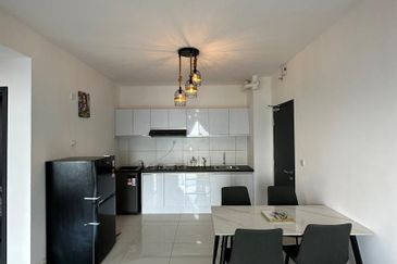 High Rental Return Surrounded Uni Township, Ready Rental RM3900!!! LAST 2 DIRECTOR UNIT WITH FULL FURNISH