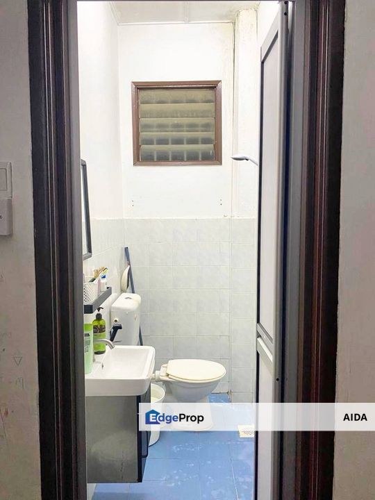 Taman Lestari Putra, Teres 2Tingkat 650k, Selangor, Seri Kembangan