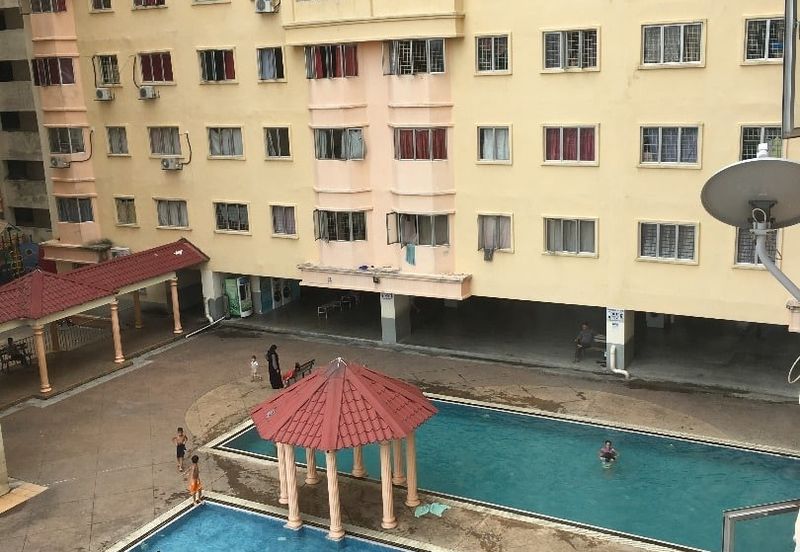 SKY VILLA APARTMENT SERDANG, BIGGER UNIT 1060SQ, 220K ONLY!