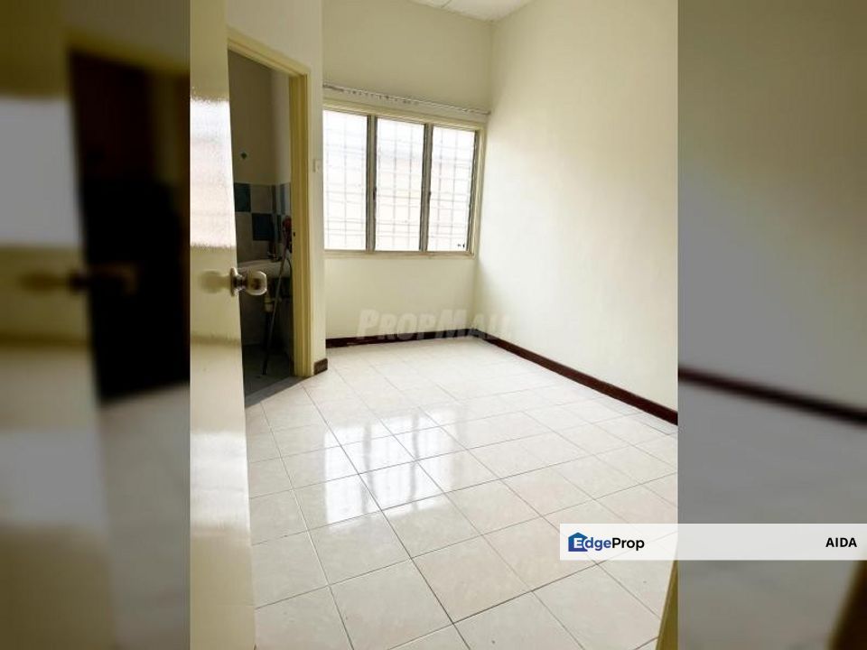 Taman Bukit Emas Balakong, teres 2 tingkat FREEHOLD 520k, Selangor, Balakong