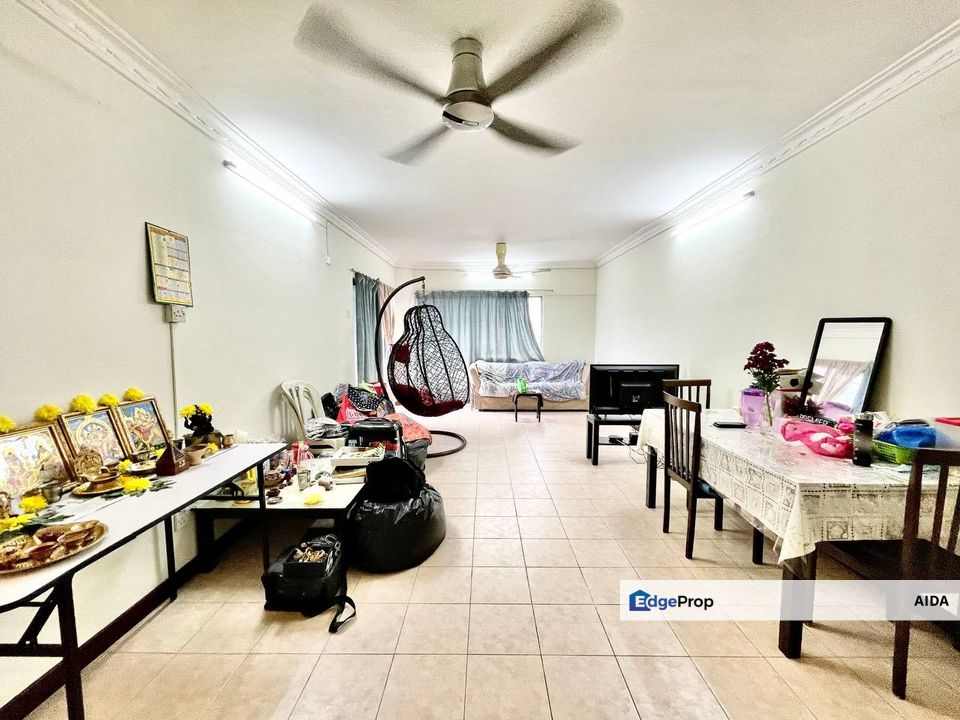 Amadesa Resort Condominium, 1,141 sf, Desa Petaling 320k, Kuala Lumpur, Desa Petaling