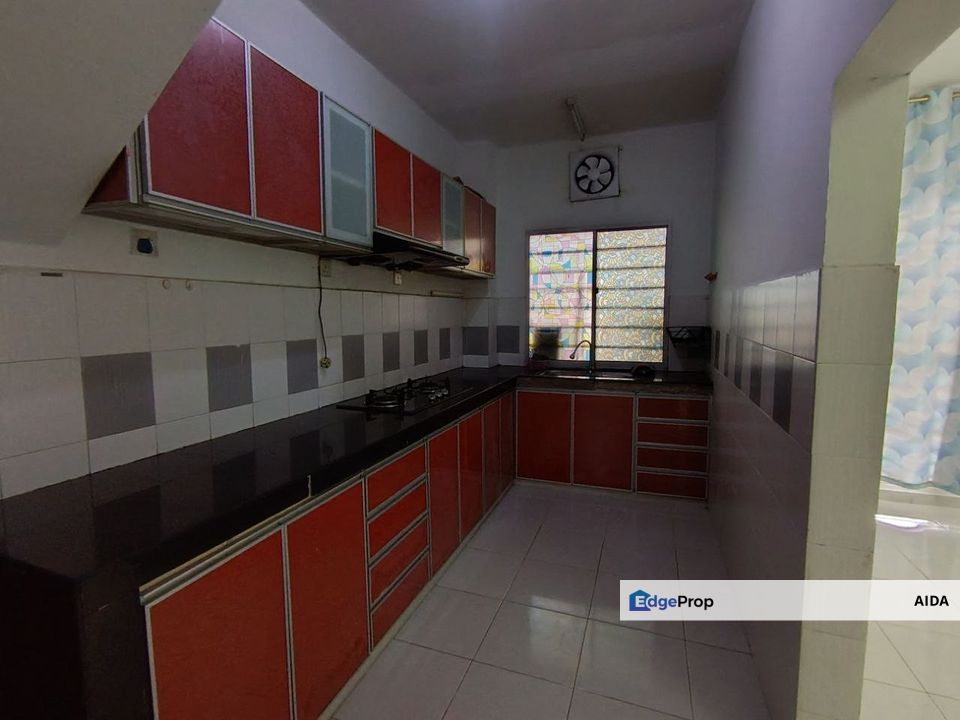 Taman Amansiara, Bandar Baru Selayang, Ground Floor 390k, Selangor, Selayang