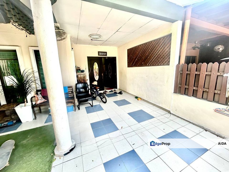 DOUBLE STOREY TERRACE @ SEKSYEN 7, JALAN FERUM 4, Murah 670k (nego), Selangor, Shah Alam