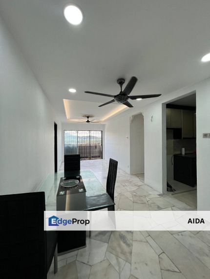 RENOVATED DESAMINIUM RIMBA FOR RENT, Selangor, Puchong South