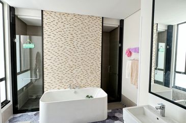 Avira Garden Terraces @ Medini