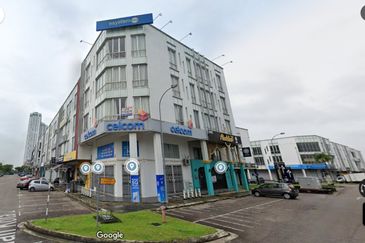 Oasis 2 @ Tropicana Danga Cove