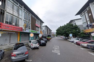 Oasis 3 @ Tropicana Danga Cove