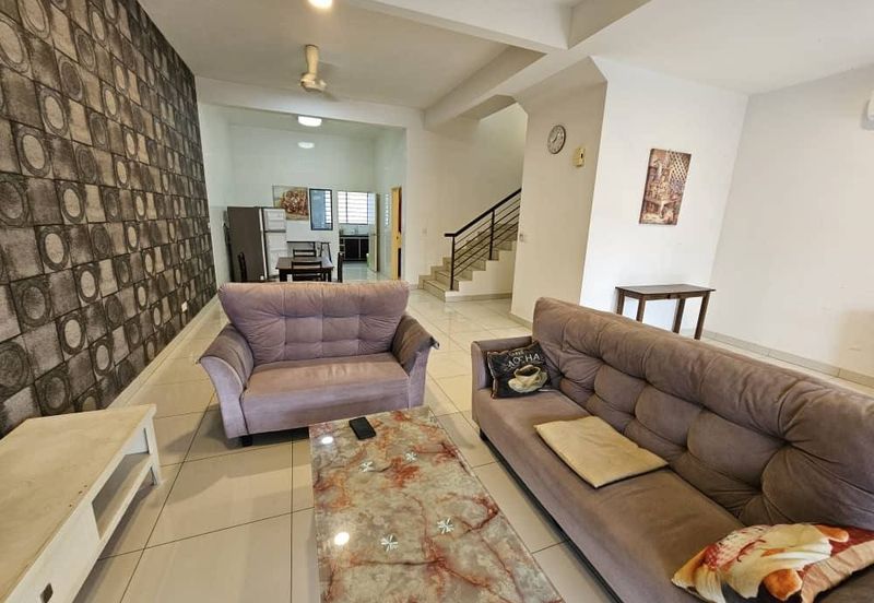 Horizon Hills Double Storey Terraced House For Sale