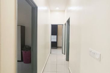 Dedaun Hijau (Greenfield Regency)