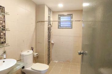 Dedaun Hijau (Greenfield Regency)