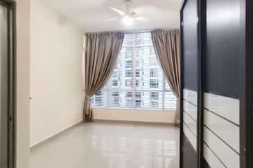 Dedaun Hijau (Greenfield Regency)