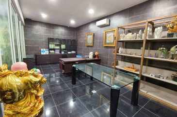 Nusa Cemerlang Industrial Park