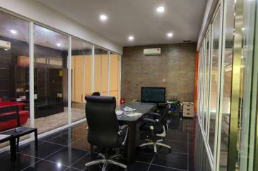 Nusa Cemerlang Industrial Park