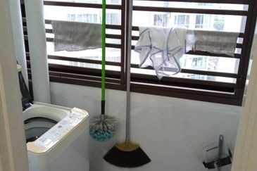 Dedaun Hijau (Greenfield Regency)