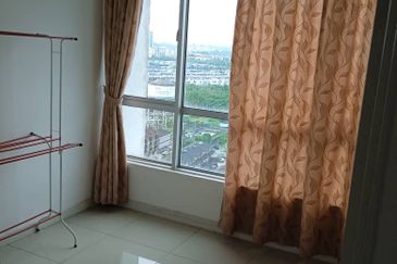 Dedaun Hijau (Greenfield Regency)